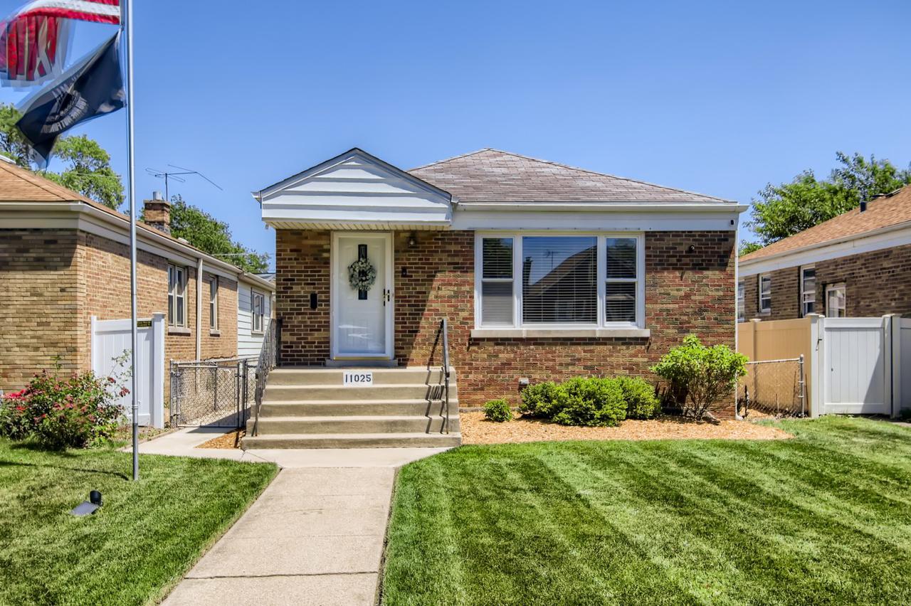 11025 S Ridgeway Ave., Chicago, IL 60655