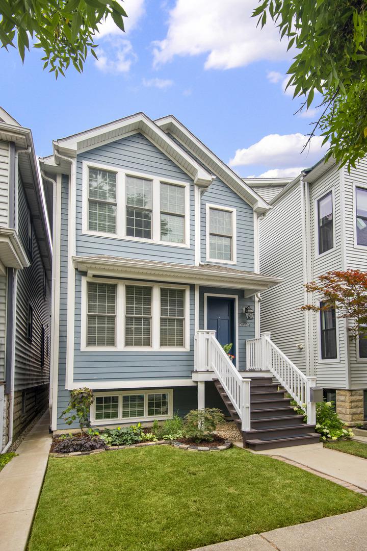 2524 N Fairfield Ave., Chicago, IL 60647