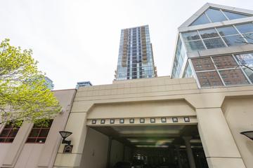 1212 N La Salle Dr. #1409, Chicago, IL 60610