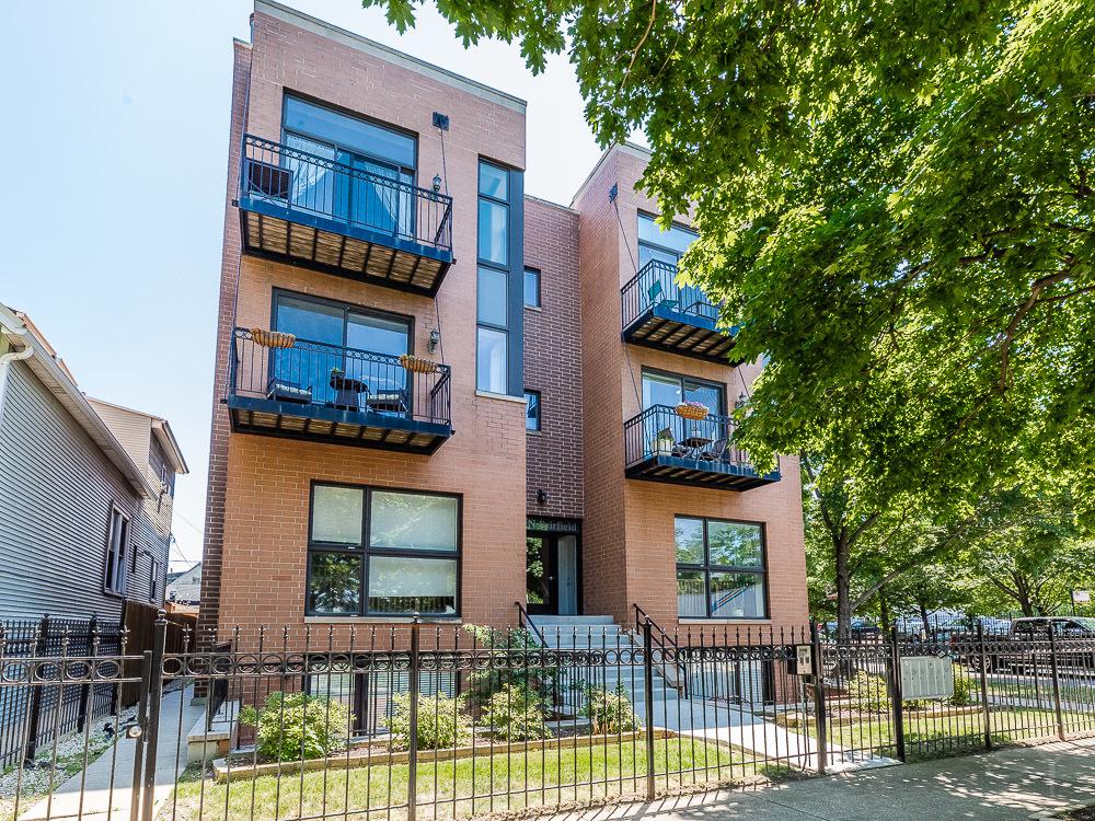 2901 N Fairfield Ave. #2S, Chicago, IL 60618