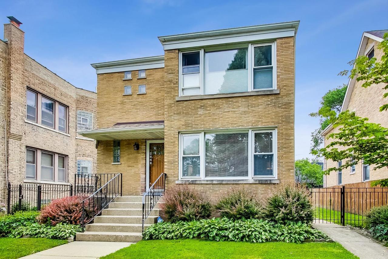 4323 N Bell Ave., Chicago, IL 60618