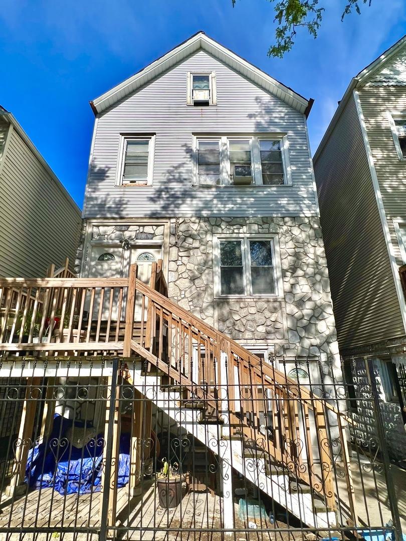 4525 S Paulina St., Chicago, IL 60609