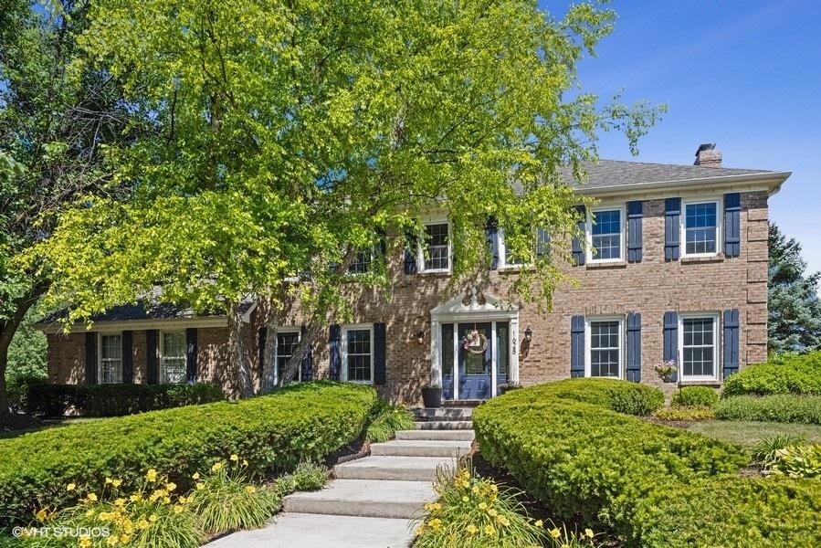1628 Chippewa Dr., Naperville, IL 60563