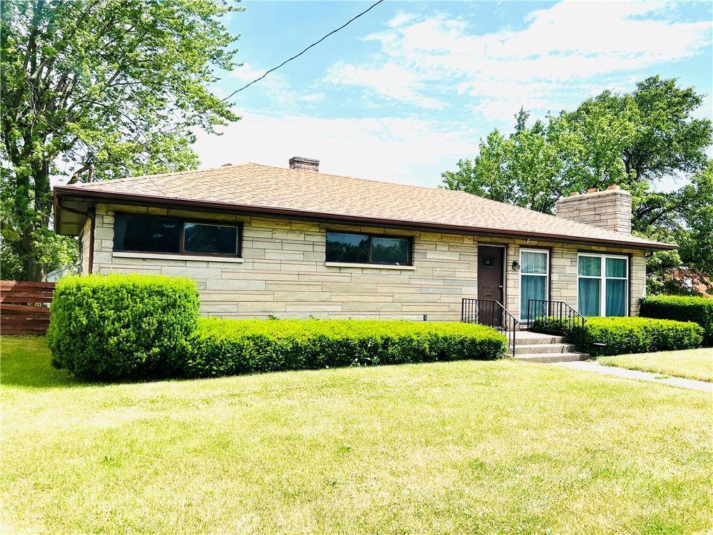 704 W Penn St., Hoopeston, IL 60942