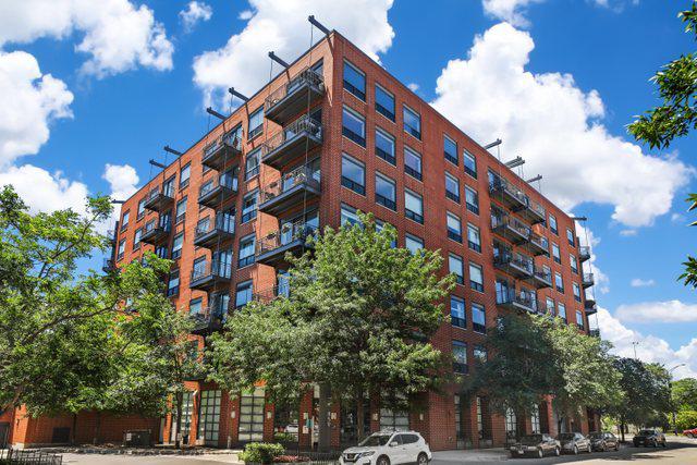 859 W Erie St. #804, Chicago, IL 60642