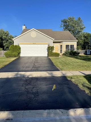 2210 Willow Lakes Dr., Plainfield, IL 60586