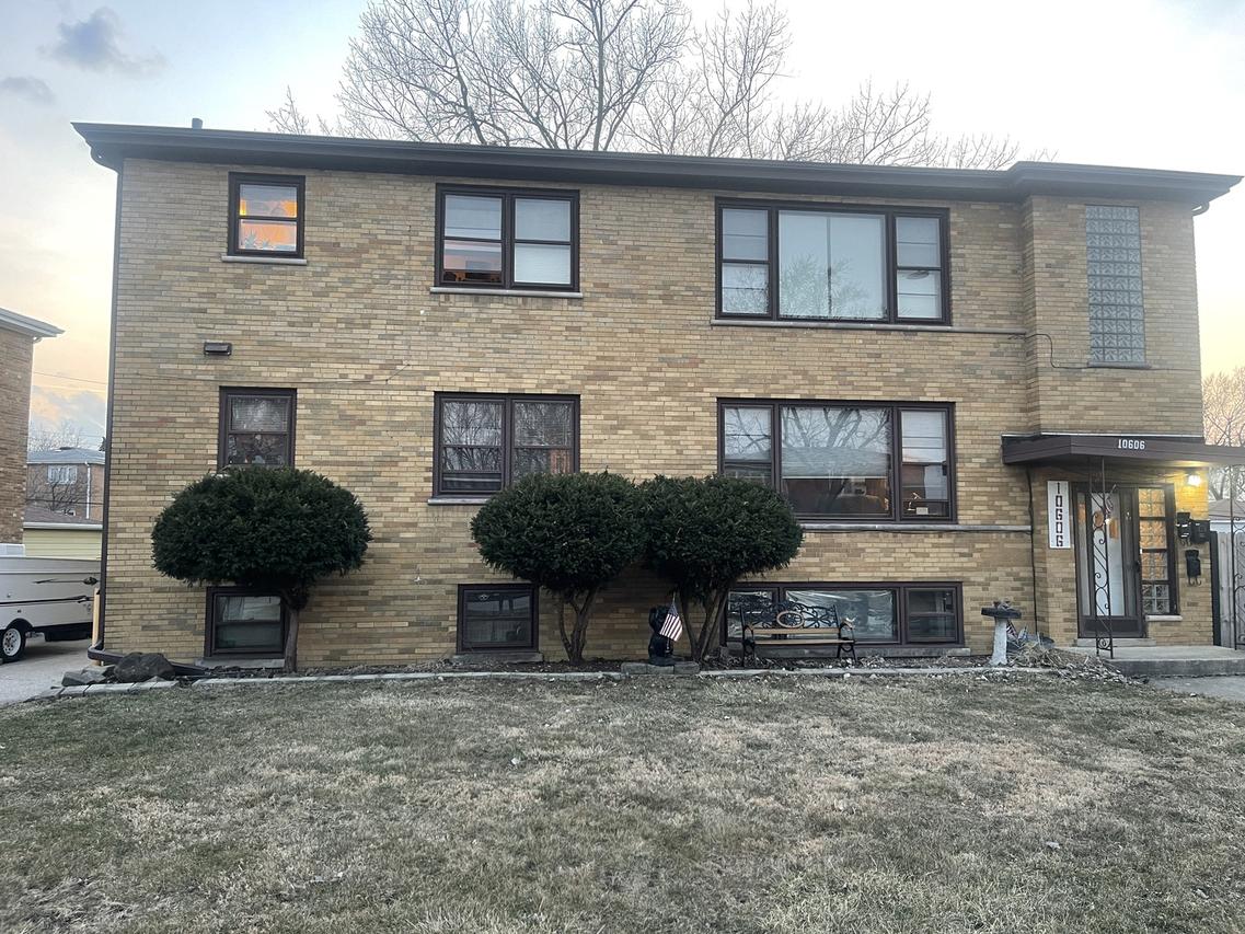 10606 Mayfield Ave., Chicago Ridge, IL 60415