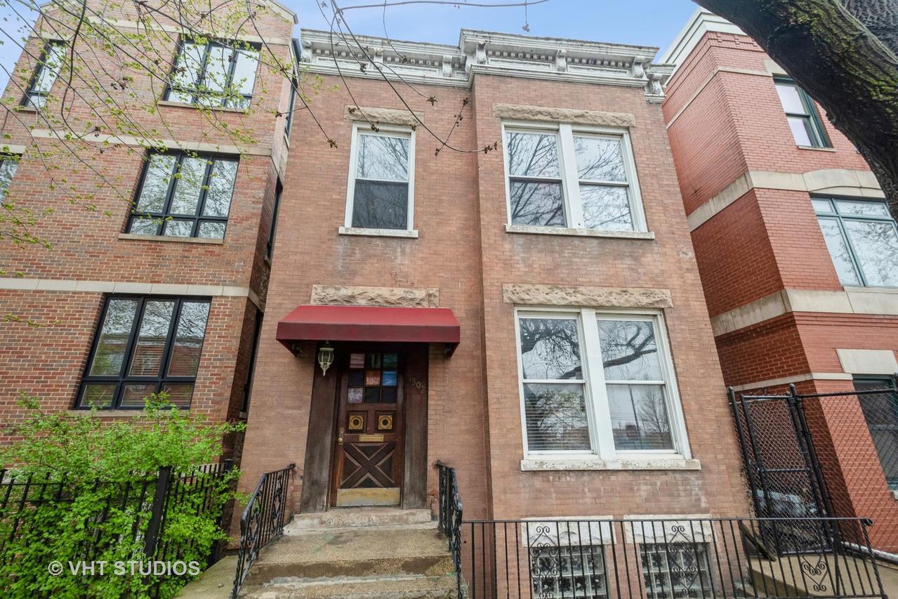 1302 W Grenshaw St., Chicago, IL 60607