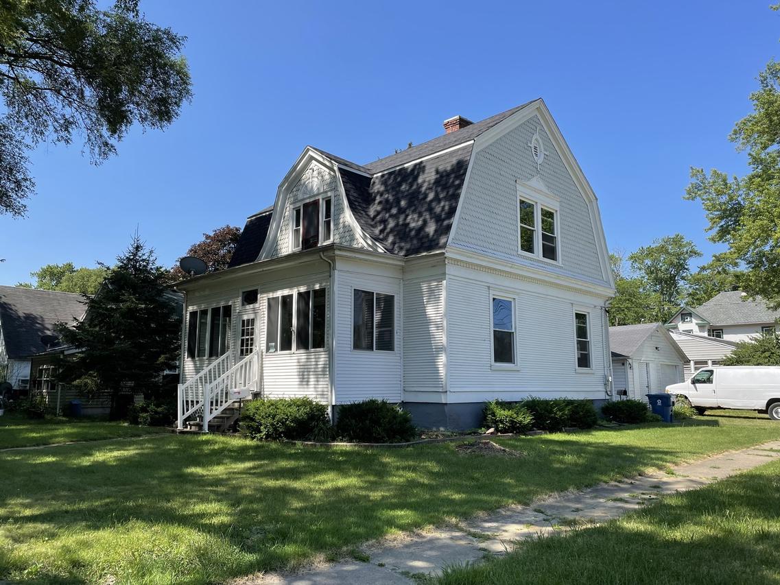 503 S 3rd St., Watseka, IL 60970