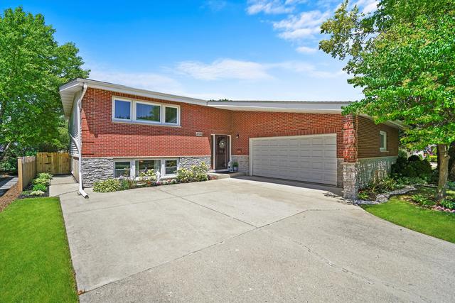 2130 Birch St., Park Ridge, IL 60068