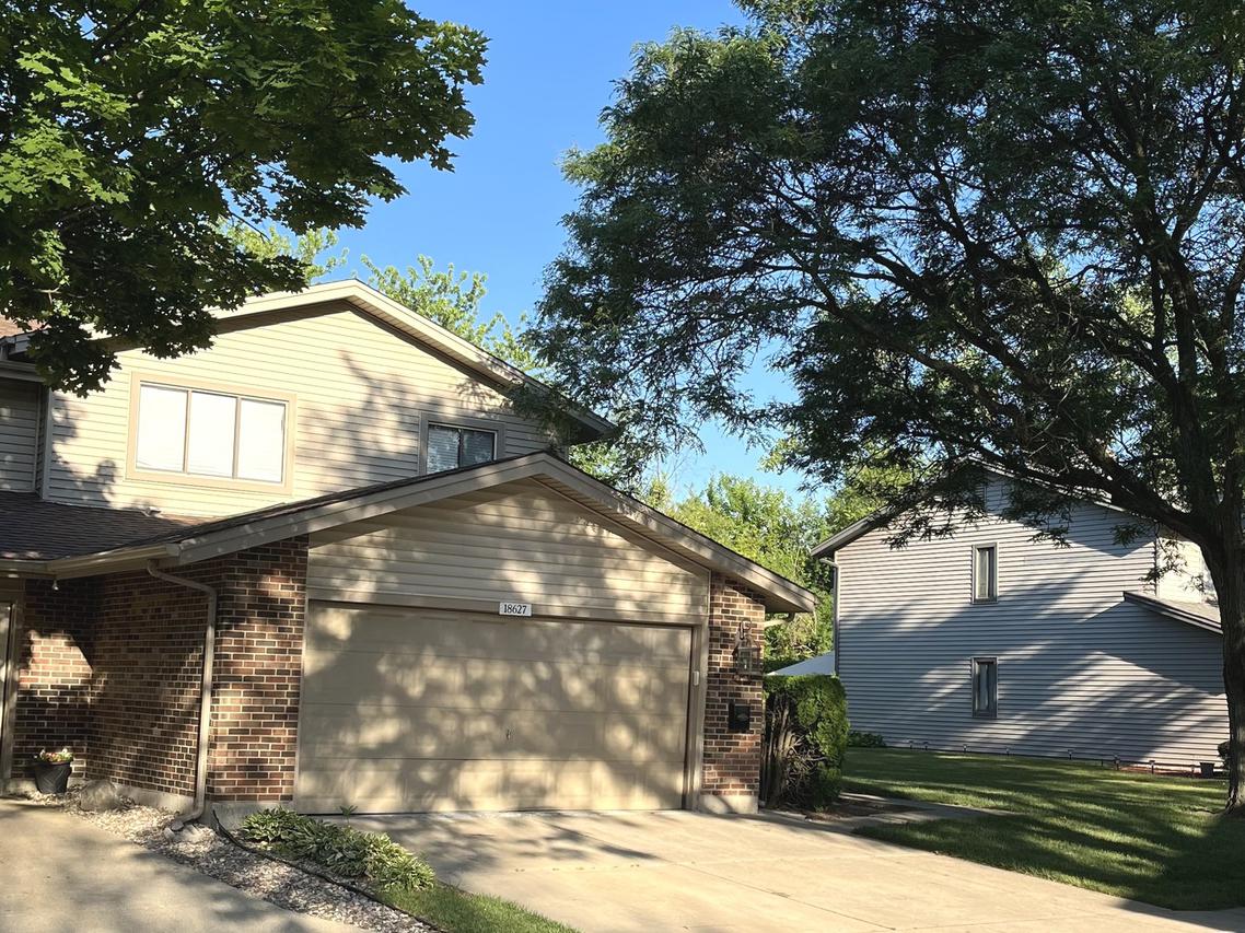 18627 Golfview Dr., Hazel Crest, IL 60429