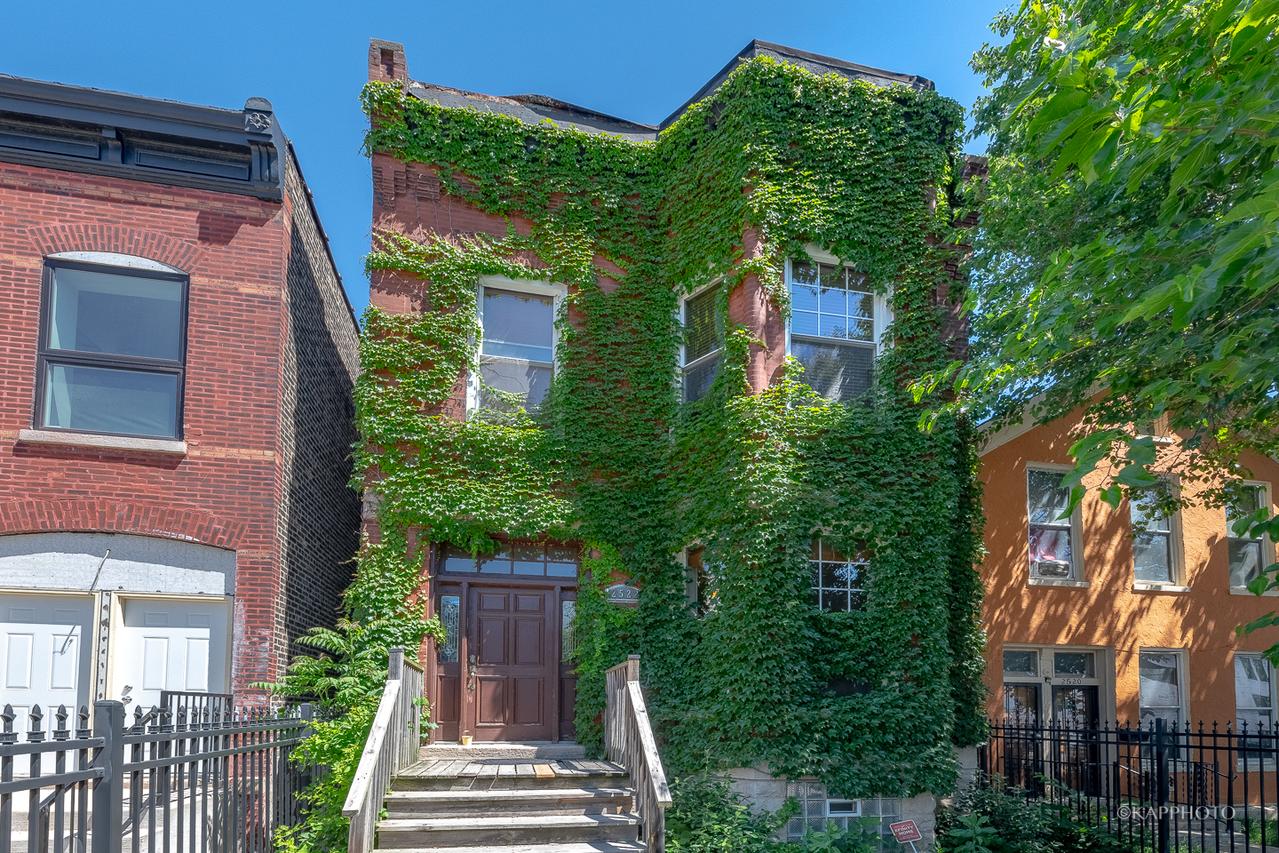 2522 W Lexington St., Chicago, IL 60612