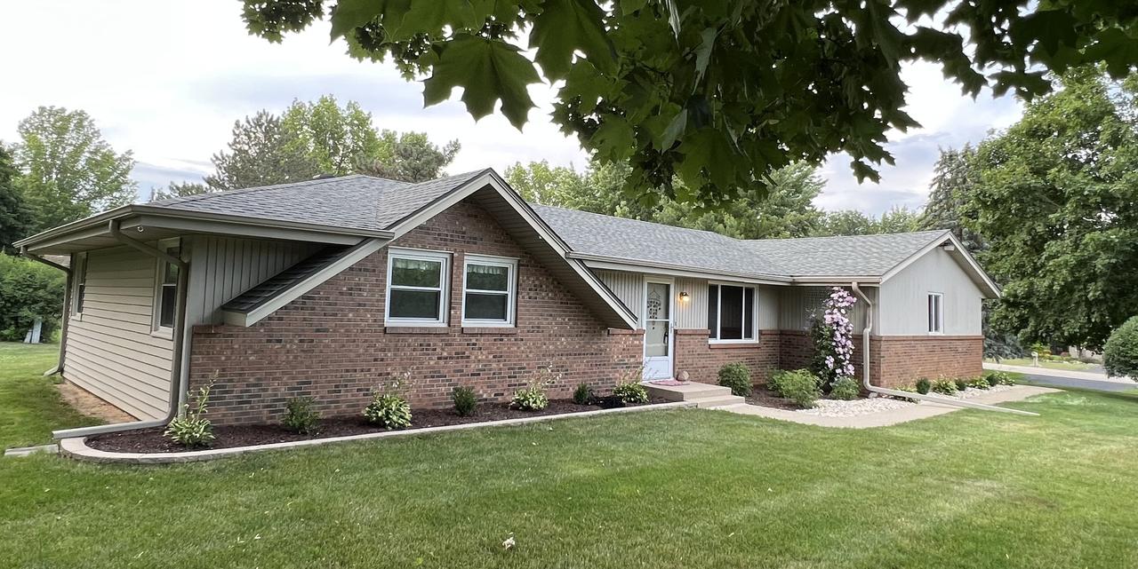 3931 Rail Fence Rd., Cherry Valley, IL 61016