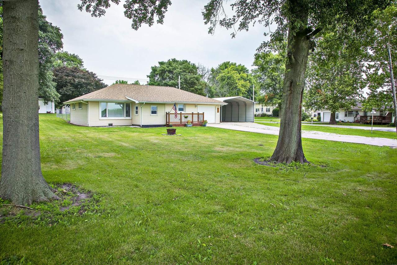 130 E Darby St., Sibley, IL 61773