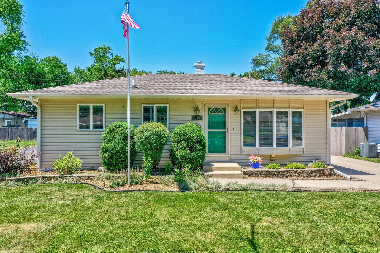805 Pearson Dr., Joliet, IL 60435