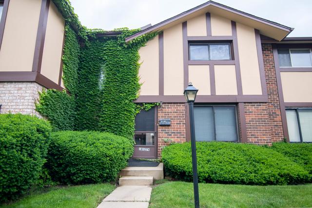 18W274 Buckingham Ln. #NA, Villa Park, IL 60181