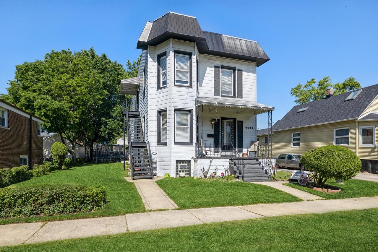 4036 Amelia Ave., Lyons, IL 60534