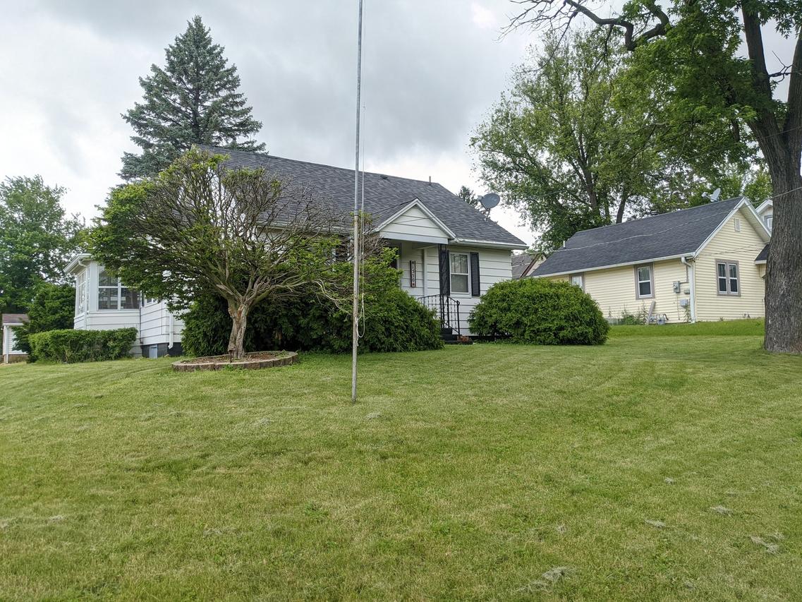 1550 S Rawleigh Ave., Freeport, IL 61032