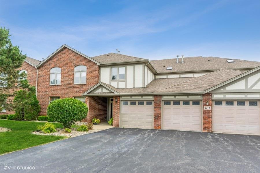 6212 Misty Pines Dr. #3, Tinley Park, IL 60477