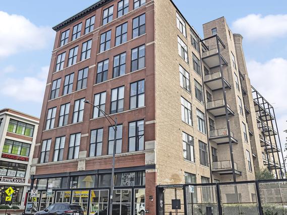 1872 N Clybourn Ave. #502, Chicago, IL 60614
