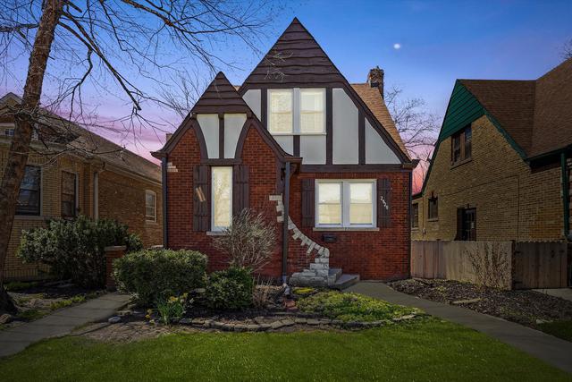 2820 Wisconsin Ave., Berwyn, IL 60402