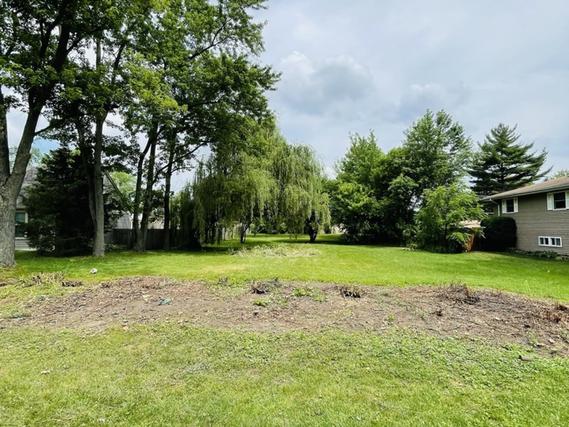 7301 Poplar Ln., Darien, IL 60561