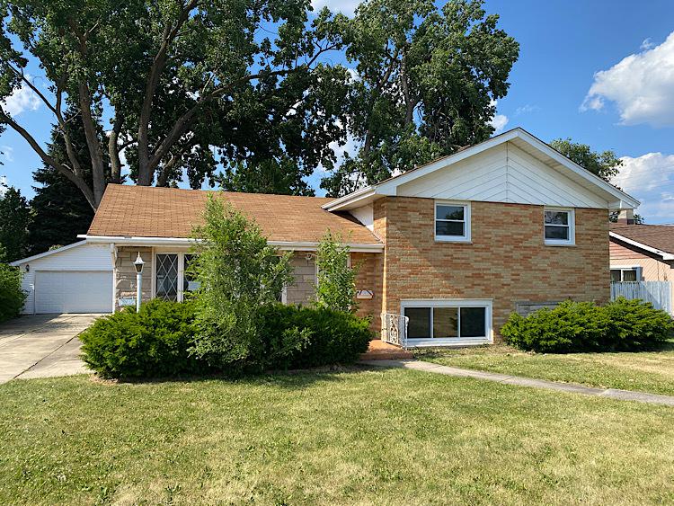 10016 W Medill Ave., Melrose Park, IL 60164