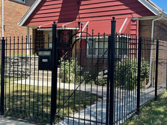 8347 S State St., Chicago, IL 60619