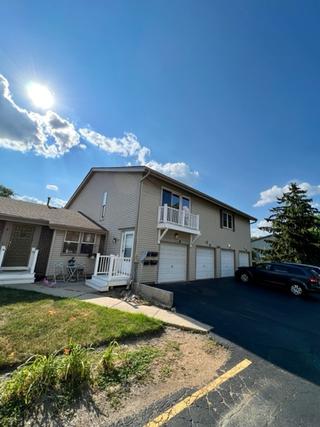 324 Georgetown Ct. #D, Bloomingdale, IL 60108