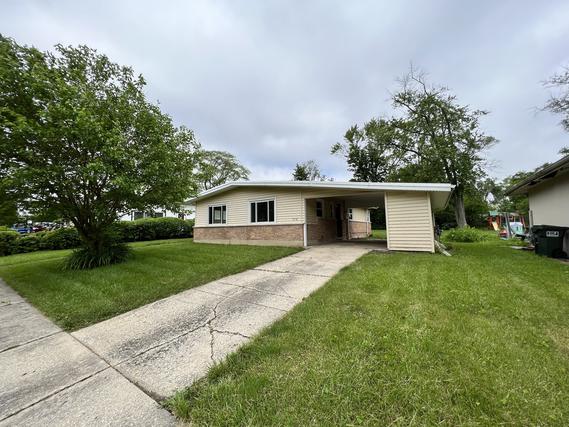 308 Shawnee St., Park Forest, IL 60466