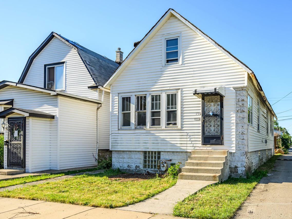 15 E 99th Pl., Chicago, IL 60628