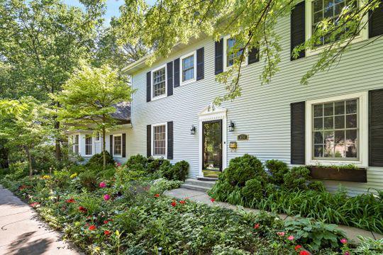 474 Oakdale Ave., Glencoe, IL 60022
