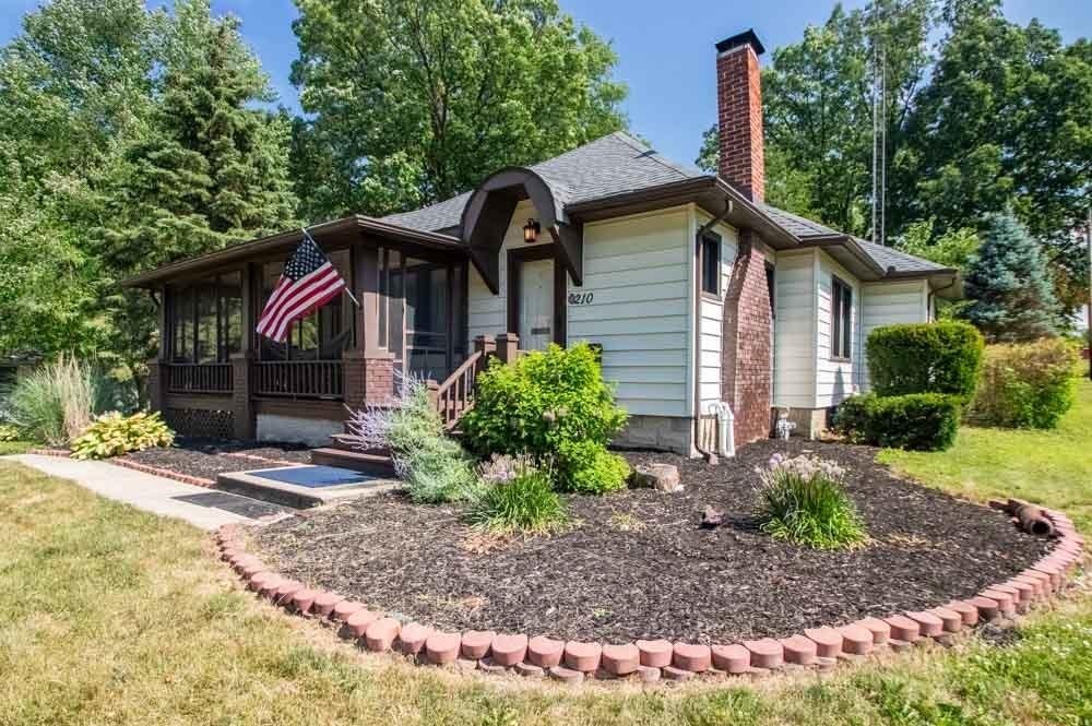 210 Davidson Dr., Danville, IL 61832