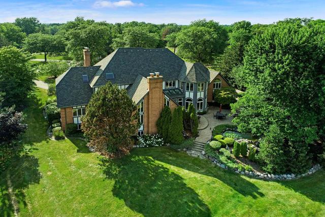 9 Corey Dr., South Barrington, IL 60010