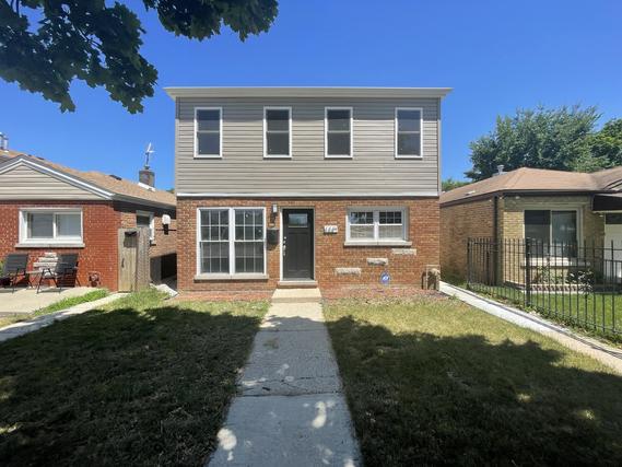 4447 S Leamington Ave., Chicago, IL 60638