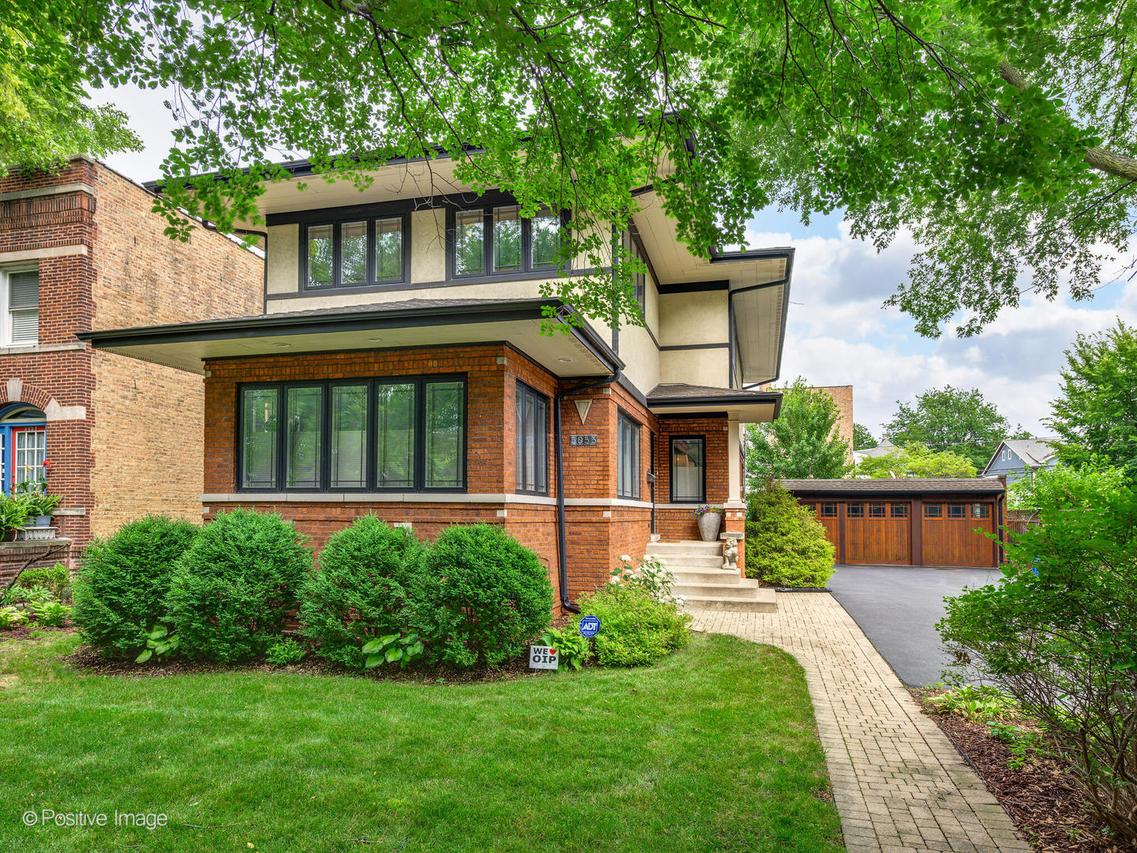 3853 N Keeler Ave., Chicago, IL 60641