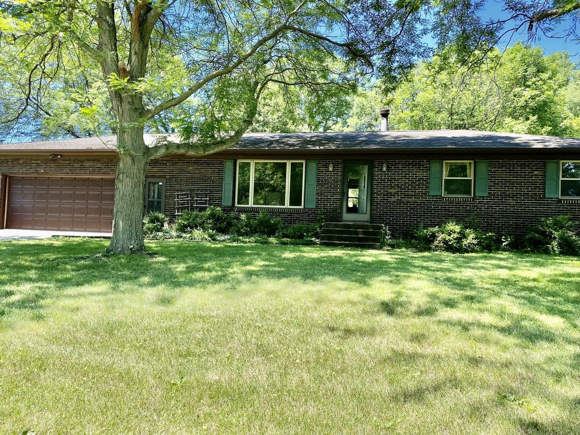 776 N 2853rd Rd., Utica, IL 61373