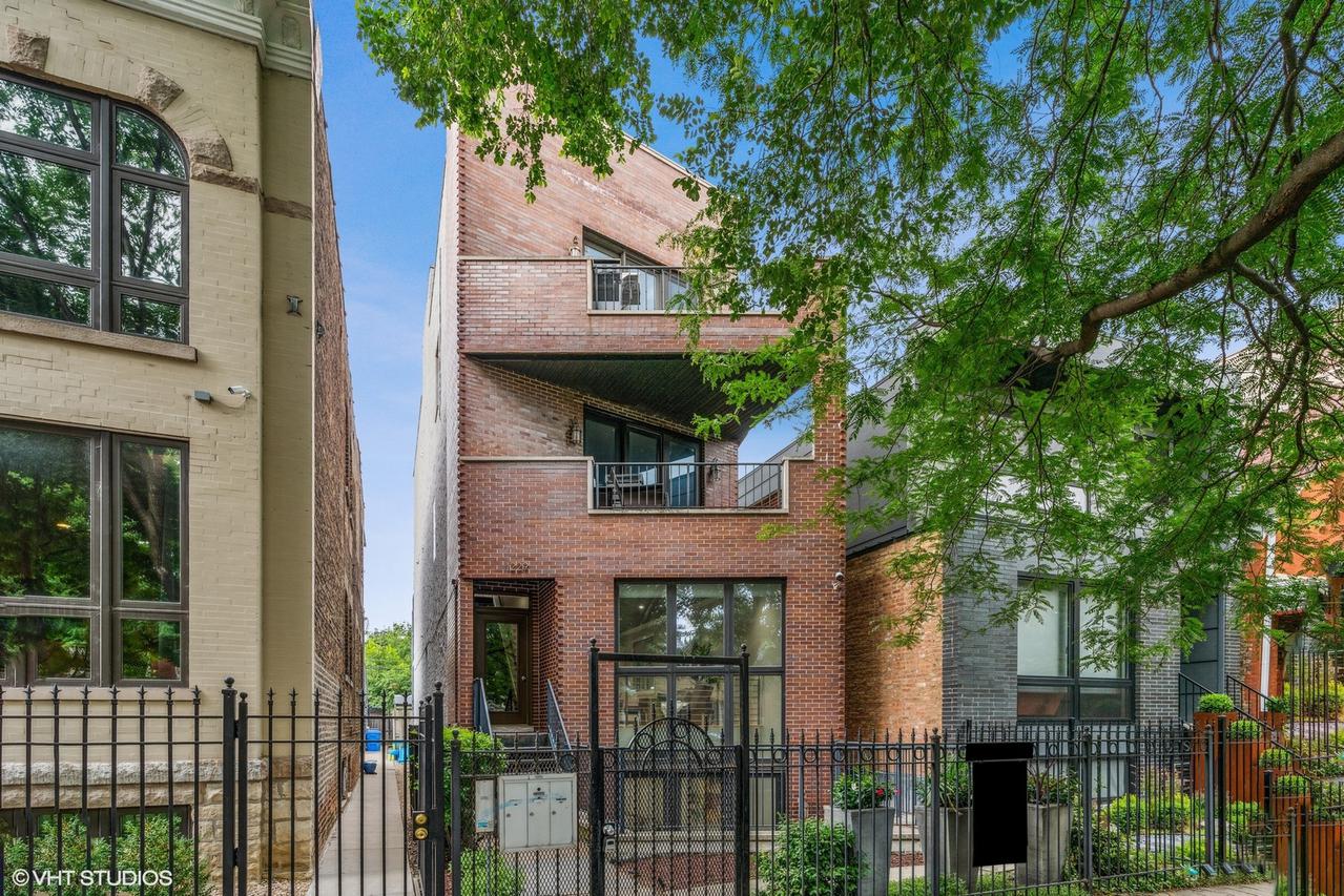 1229 N Campbell Ave. #1, Chicago, IL 60622