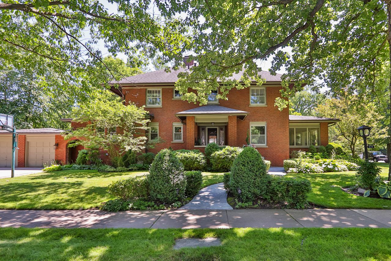630 Central Ave., Wilmette, IL 60091