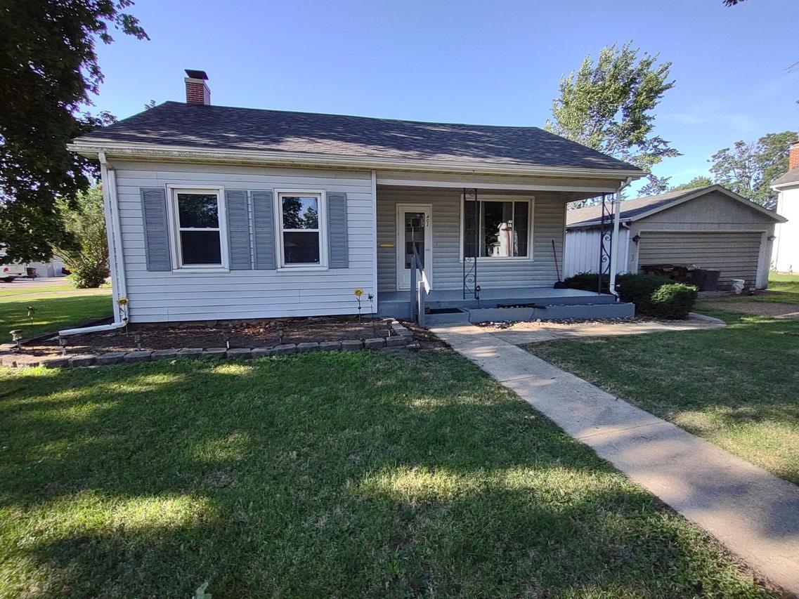 402 E King St., Polo, IL 61064