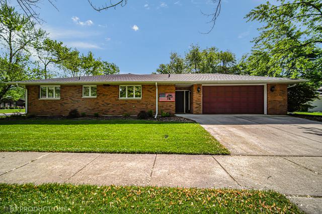 917 Runyan Dr., Lockport, IL 60441