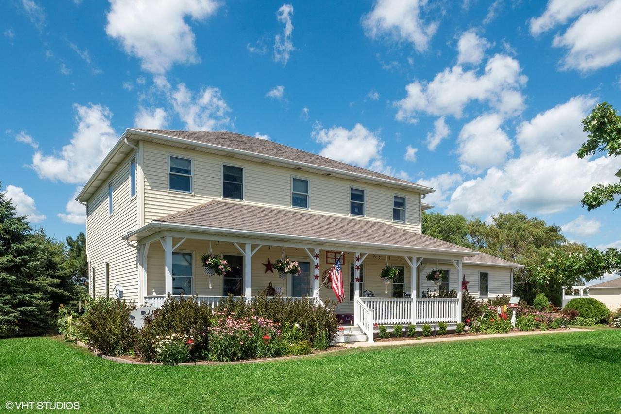 2735 N 35th Rd., Seneca, IL 61360