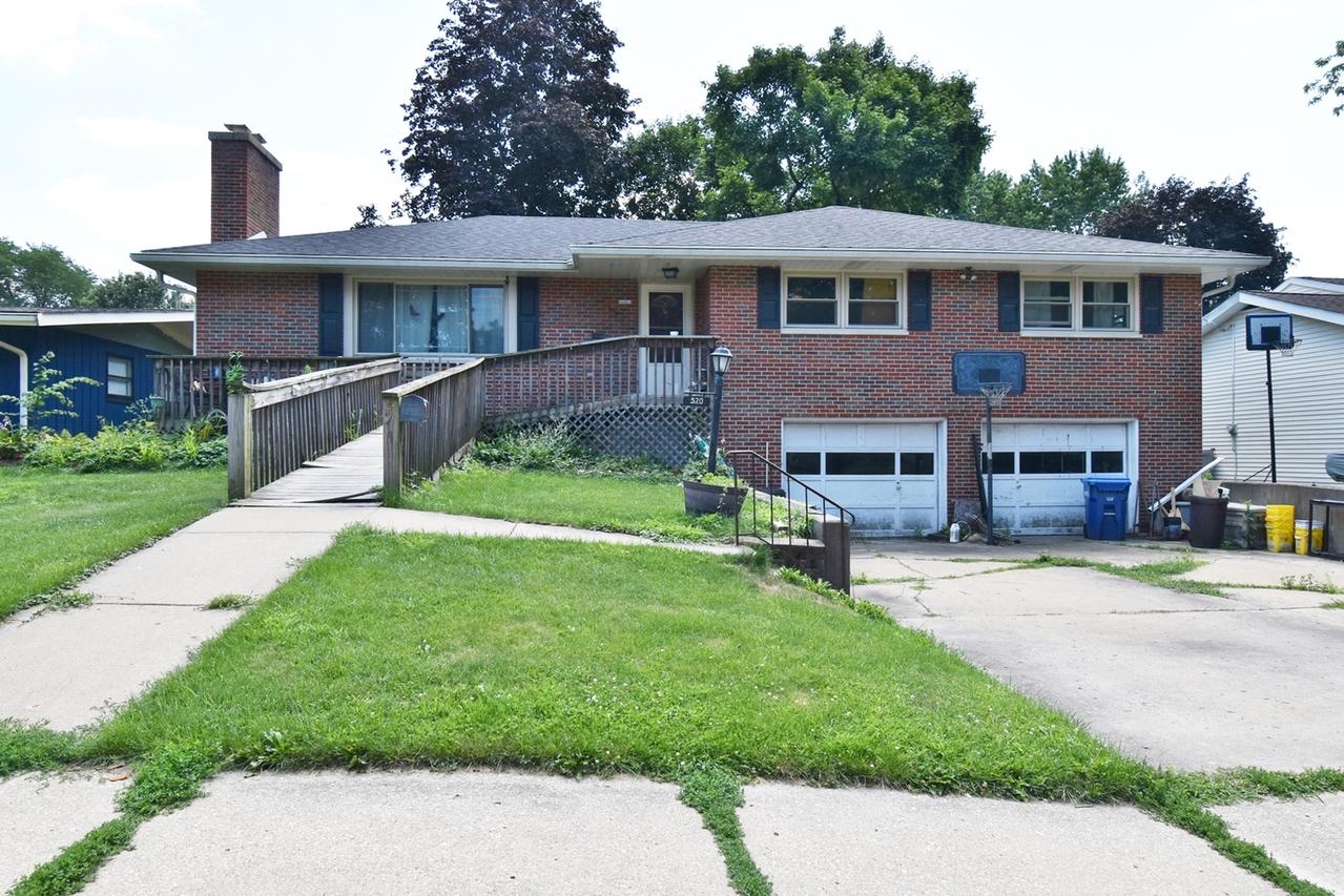 520 Dodson St., Geneva, IL 60134