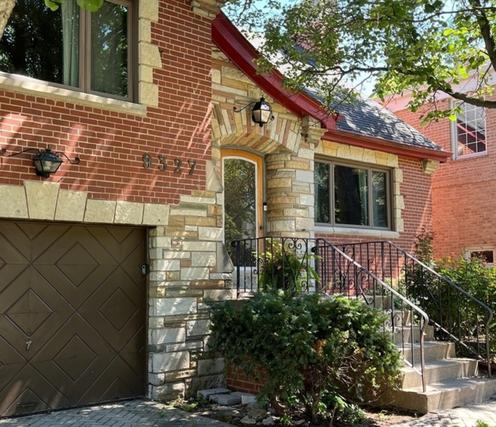 9327 S Hamilton Ave., Chicago, IL 60643