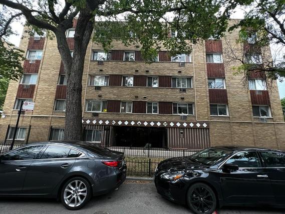 5100 N Sheridan Rd. #504, Chicago, IL 60640