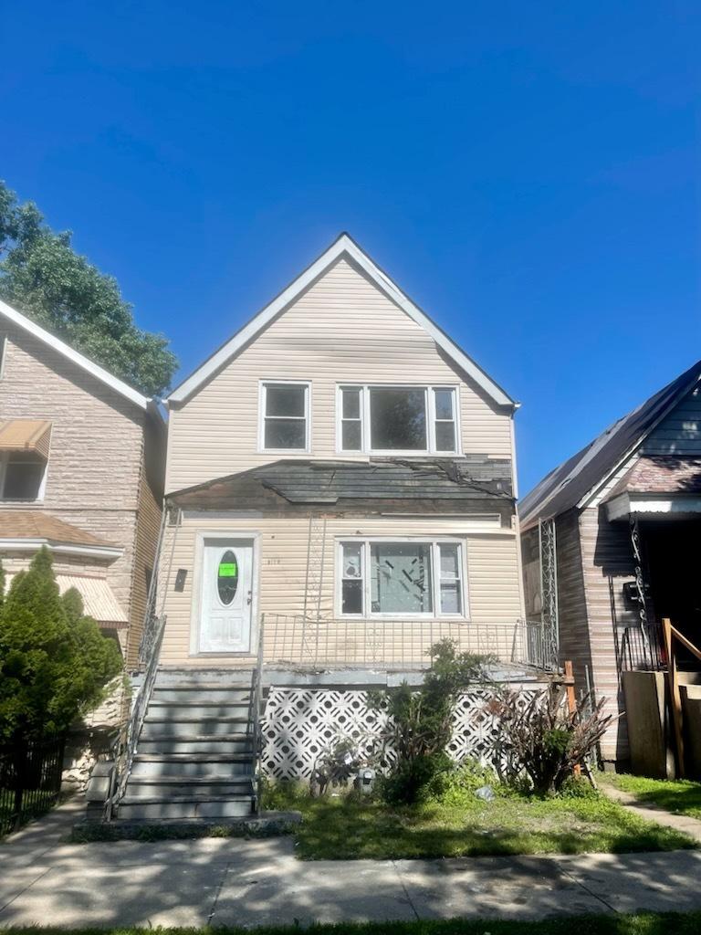 8119 S Muskegon Ave., Chicago, IL 60617