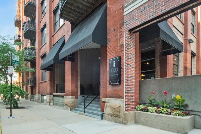1000 W Washington Blvd. #404, Chicago, IL 60607