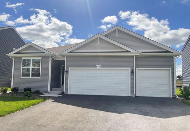 6809 Cobble Springs Ln., Wonder Lake, IL 60097