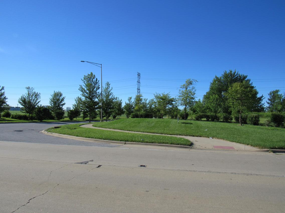 21801 Woodlawn Ave., Sauk Village, IL 60475