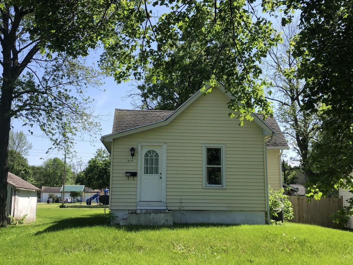 512 W Pine St., Paxton, IL 60957